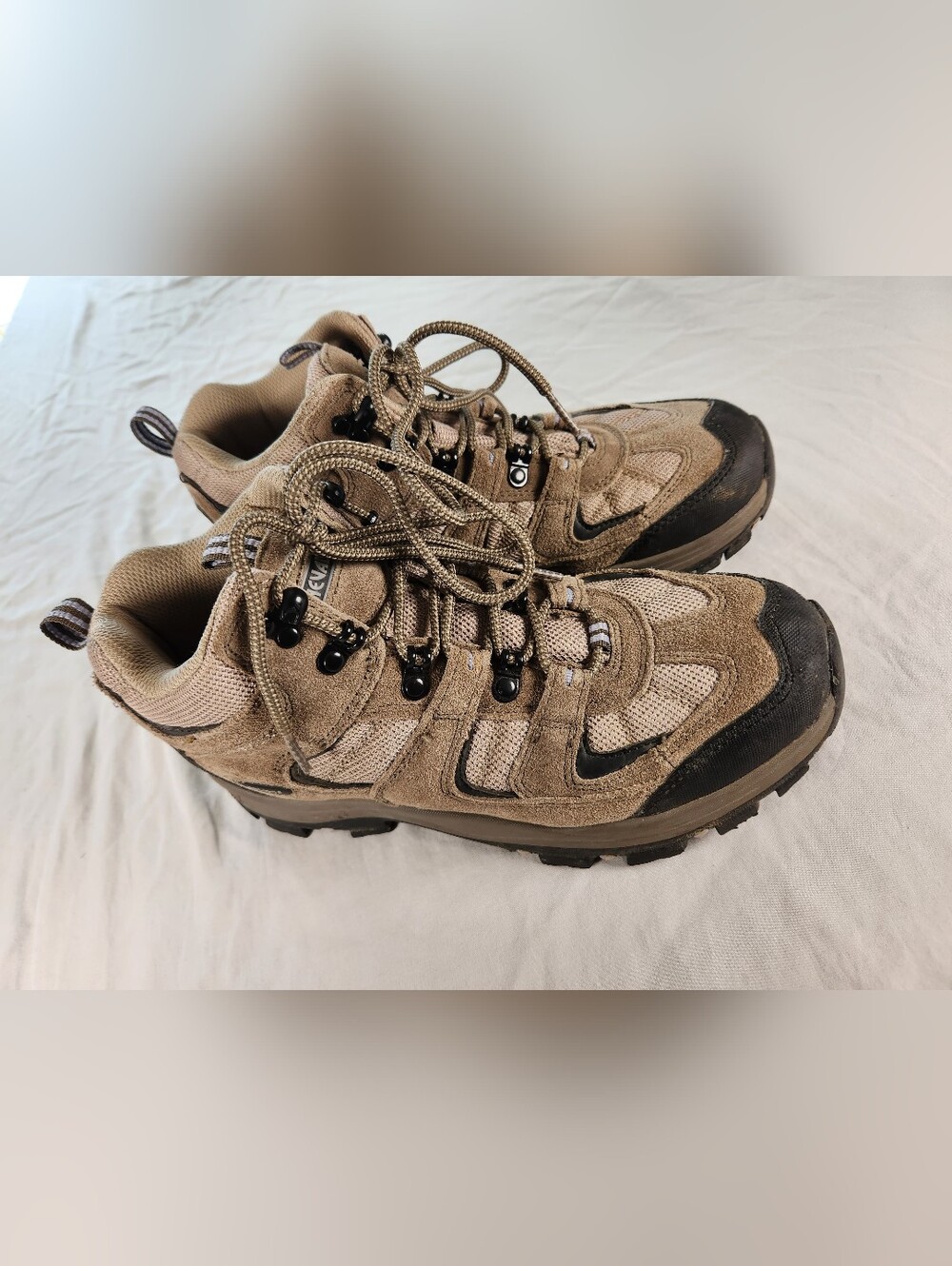 Nevados Hiking Shoes Women's Size US 9 Medium Brown Beige Black